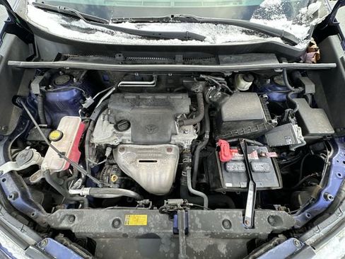 Used 2015 Toyota RAV4 LE image 19