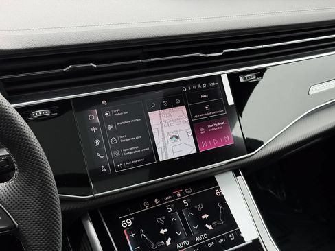 New 2026 Audi SQ8 Premium Plus AWD/4WD image 15