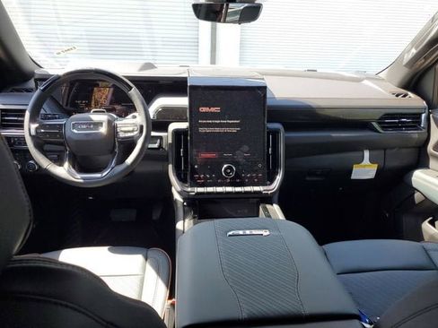 New 2026 GMC Yukon XL AT4 AWD/4WD image 12