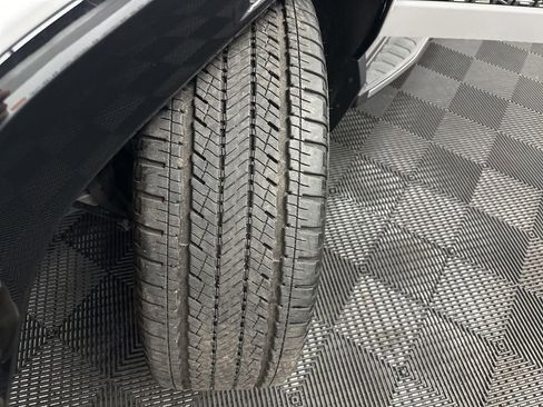 Used 2025 GMC Sierra EV Denali image 40