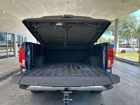 Used 2021 GMC Sierra 1500 SLT w/ SLT Premium Plus Package AWD/4WD image 35
