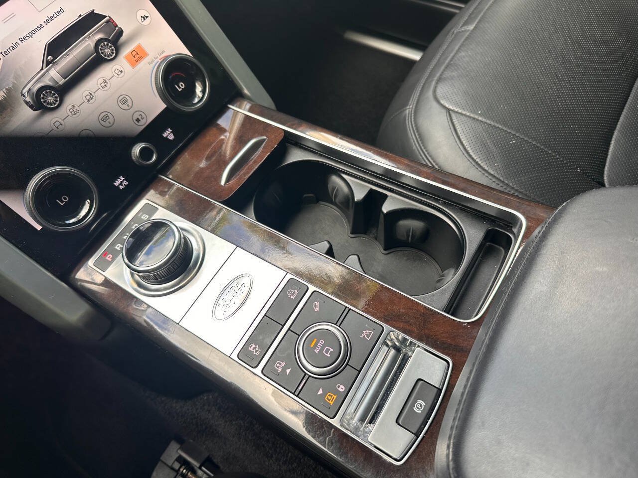 Used 2019 Land Rover Range Rover Long Wheelbase Supercharged AWD/4WD image 19