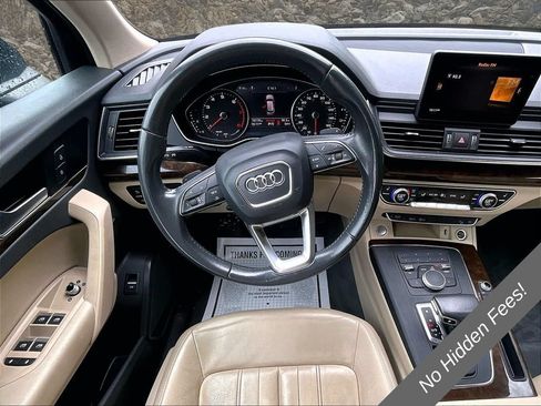 Used 2019 Audi Q5 2.0T Premium AWD/4WD image 5