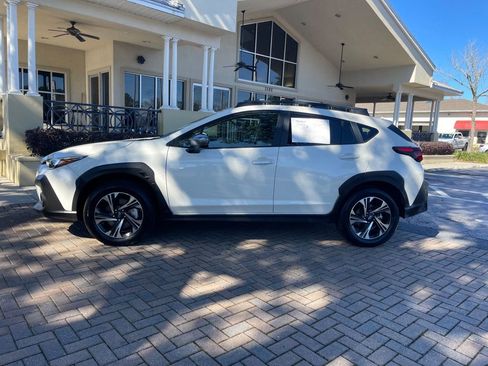 Used 2024 Subaru Crosstrek 2.0i Premium image 2