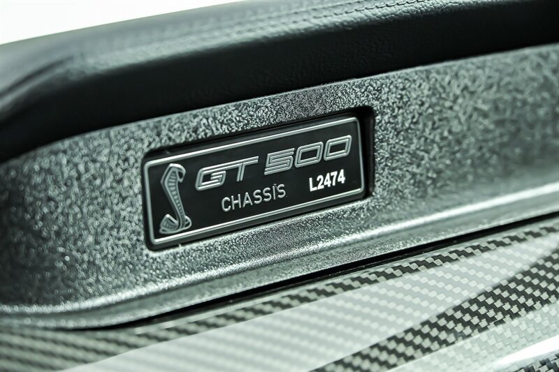 Used 2020 Ford Mustang Shelby GT500 w/ Carbon Fiber Track Pack RWD image 27