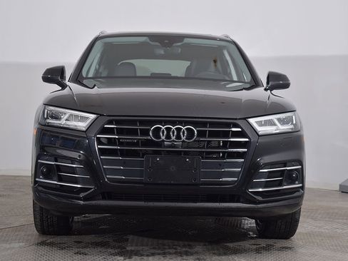 Used 2020 Audi Q5 e Prestige w/ Prestige Package image 10