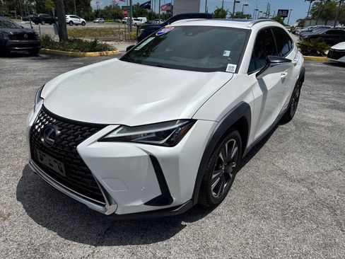 Used 2020 Lexus UX 250h w/ Premium Package AWD/4WD image 4