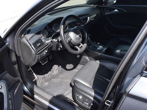 Used 2017 Audi S6 Prestige w/ S6 Sport Package image 12