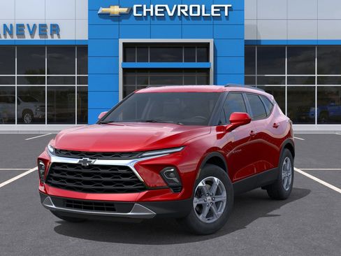 New 2025 Chevrolet Blazer LT w/ Convenience Package image 32