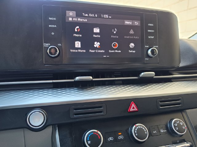 Used 2022 Kia Carnival LX FWD image 44