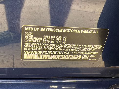 Used 2024 BMW 330i Sedan w/ Premium Package RWD image 24