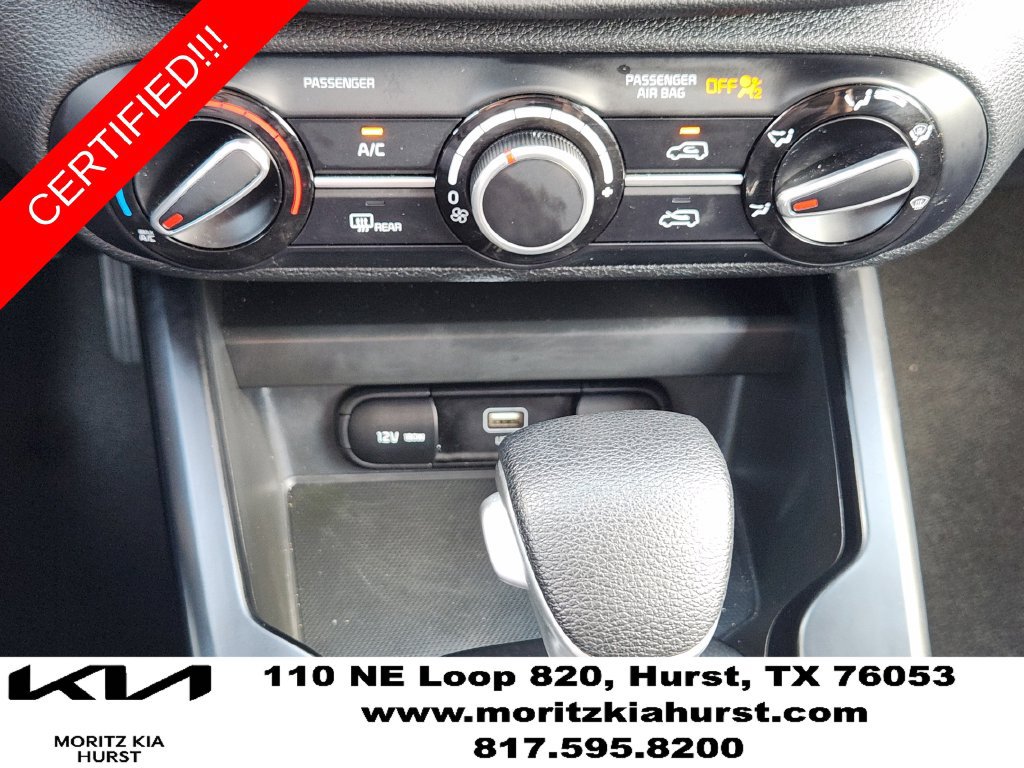 Certified 2025 Kia Soul LX w/ LX Technology Package FWD image 21