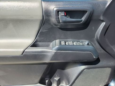 Certified 2021 Toyota Tacoma SR image 19