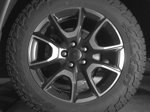Used 2025 Jeep Compass Trailhawk AWD/4WD image 14