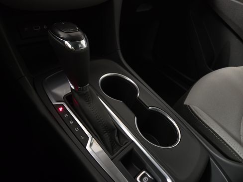 Certified 2020 Chevrolet Equinox LS w/ LS Convenience Package FWD image 22