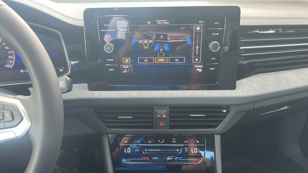 New 2027 Volkswagen Jetta SE FWD image 19