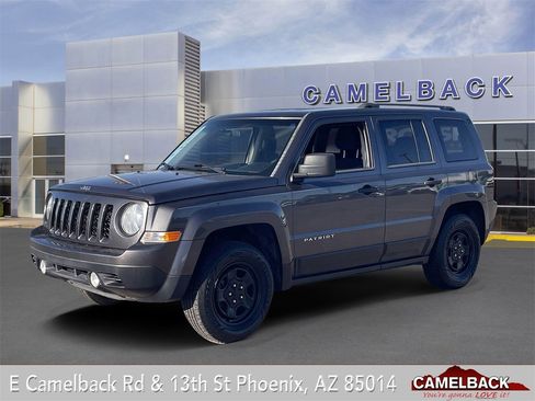 Used 2015 Jeep Patriot Sport image 1