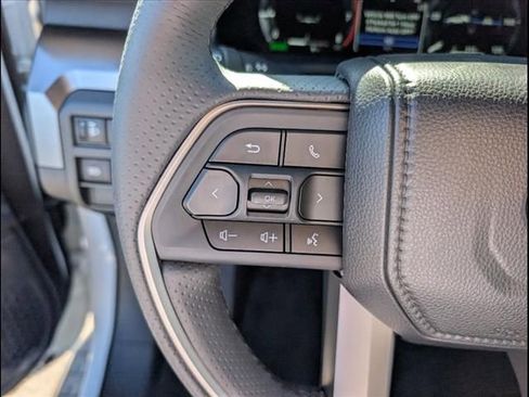 Used 2025 Toyota 4Runner TRD Off-Road image 7