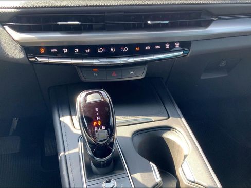 Certified 2024 Cadillac XT4 Premium Luxury AWD/4WD image 35