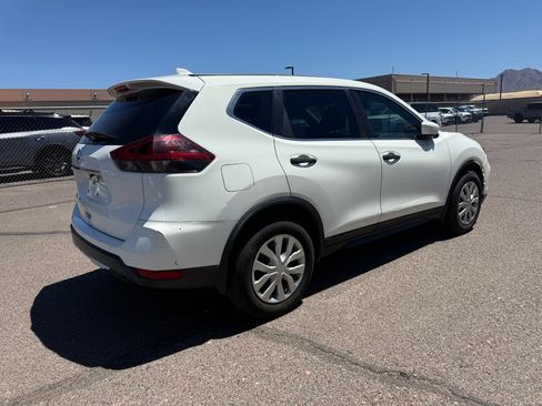 Used 2020 Nissan Rogue S FWD image 5