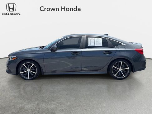 Used 2024 Honda Civic Touring image 2