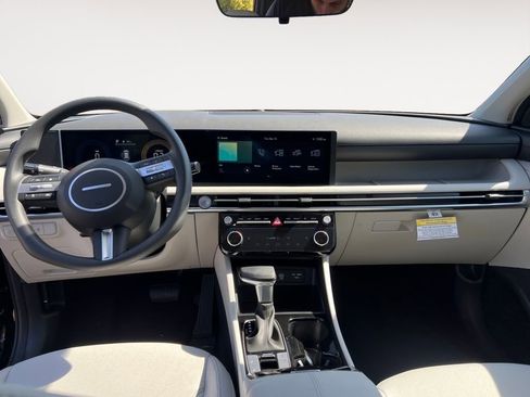 New 2026 Hyundai Tucson SEL image 12