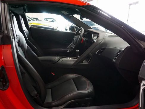 Used 2019 Chevrolet Corvette Z06 RWD image 38