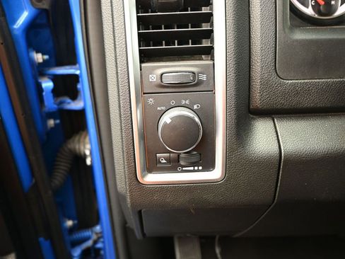 Used 2024 RAM 1500 Classic SLT AWD/4WD image 15