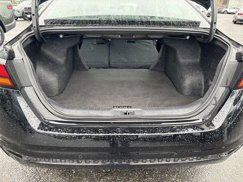 Used 2025 Nissan Altima 2.5 SV FWD image 27