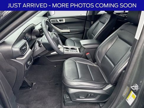 Certified 2023 Ford Explorer XLT w/ Equipment Group 202A image 14