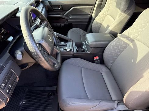 Used 2026 Toyota Tacoma SR AWD/4WD image 18