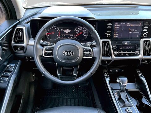 Used 2021 Kia Sorento S w/ Panoramic Sunroof Package FWD image 6