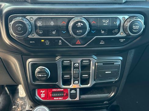 Used 2023 Jeep Gladiator Mojave w/ LED Lighting Group image 13