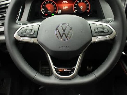 New 2024 Volkswagen Atlas Peak Edition SEL image 22