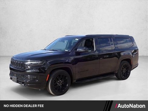 Used 2024 Jeep Wagoneer L Series II w/ Convenience Group I AWD/4WD image 1
