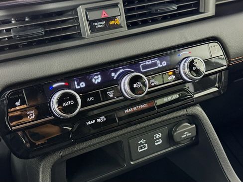 New 2025 Honda Pilot TrailSport image 15