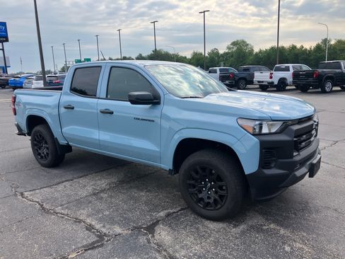 Used 2026 Chevrolet Colorado W/T w/ WT Custom Package AWD/4WD image 5