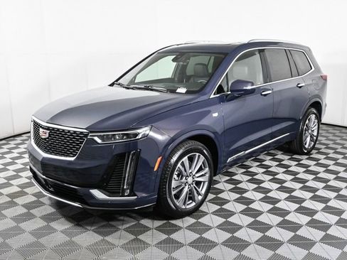 New 2025 Cadillac XT6 Premium Luxury w/ Technology Package image 3