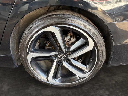 Used 2018 Honda Accord Sport image 39