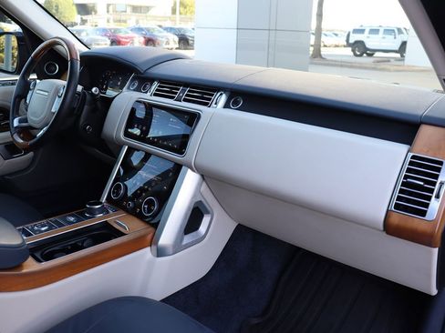 Used 2021 Land Rover Range Rover Westminster Edition image 17