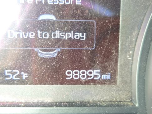 Used 2019 Kia Sedona EX image 11