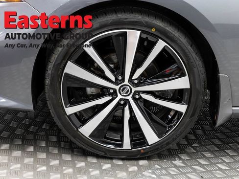 Used 2022 Nissan Altima 2.5 SR FWD image 32