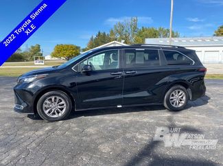 Used 2022 Toyota Sienna XLE video 2