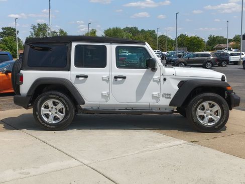Used 2020 Jeep Wrangler Unlimited Sport S AWD/4WD image 4