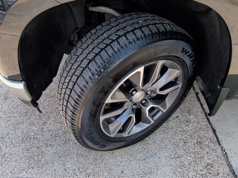 Used 2020 Chevrolet Silverado 1500 LT w/ Texas Edition RWD image 48