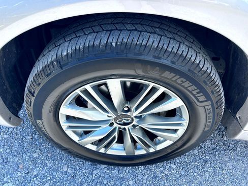 Used 2019 INFINITI QX80 Luxe w/ Proassist Package image 23