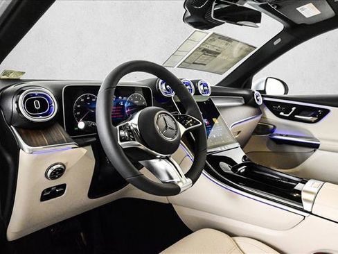 New 2026 Mercedes-Benz GLC 300 4MATIC image 11