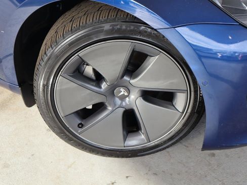 Used 2022 Tesla Model 3 Long Range image 3