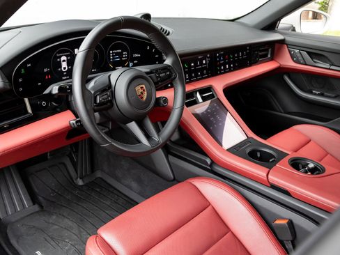 Certified 2023 Porsche Taycan RWD image 4