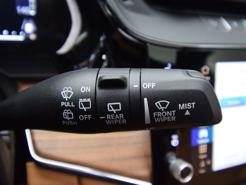 New 2026 Jeep Grand Cherokee Summit AWD/4WD image 31